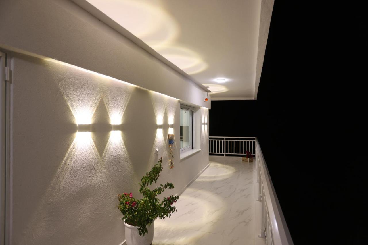 Beach Front Casa Elena 하니오티 외부 사진
